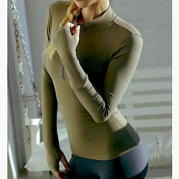 Green long sleeve zip up - Picture 10 of 10